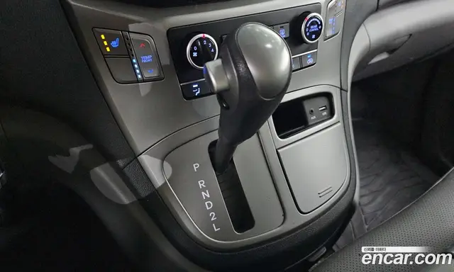 Hyundai Starex 2018 2.4 автомат (гидро), миниатюра 11 Hyundai Starex 2018 2.4 автомат (гидро), миниатюра 11