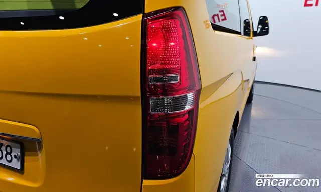 Hyundai Starex 2018 2.4 автомат (гидро), миниатюра 8 Hyundai Starex 2018 2.4 автомат (гидро), миниатюра 8