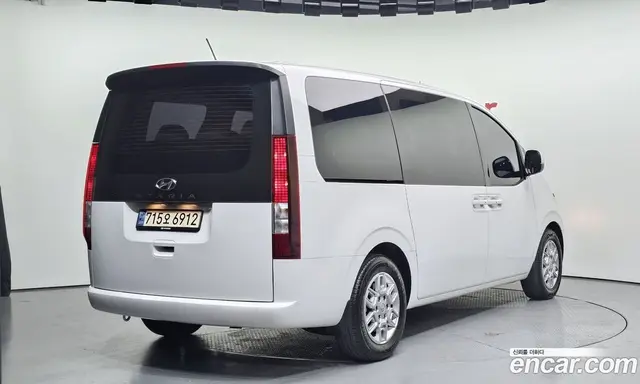 Hyundai Staria 2022 2.2 автомат (гидро), миниатюра 2 Hyundai Staria 2022 2.2 автомат (гидро), миниатюра 2