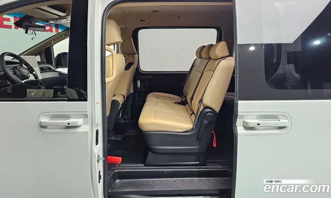 Hyundai Staria 2022 2.2 автомат (гидро), фото 17 Hyundai Staria 2022 2.2 автомат (гидро), фото 17
