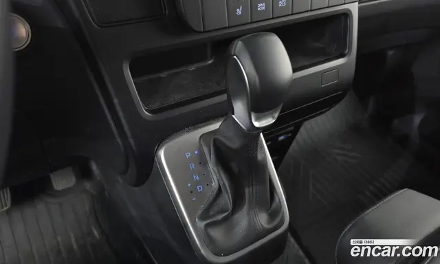 Hyundai Staria 2023 3.5 автомат (гидро), миниатюра 12