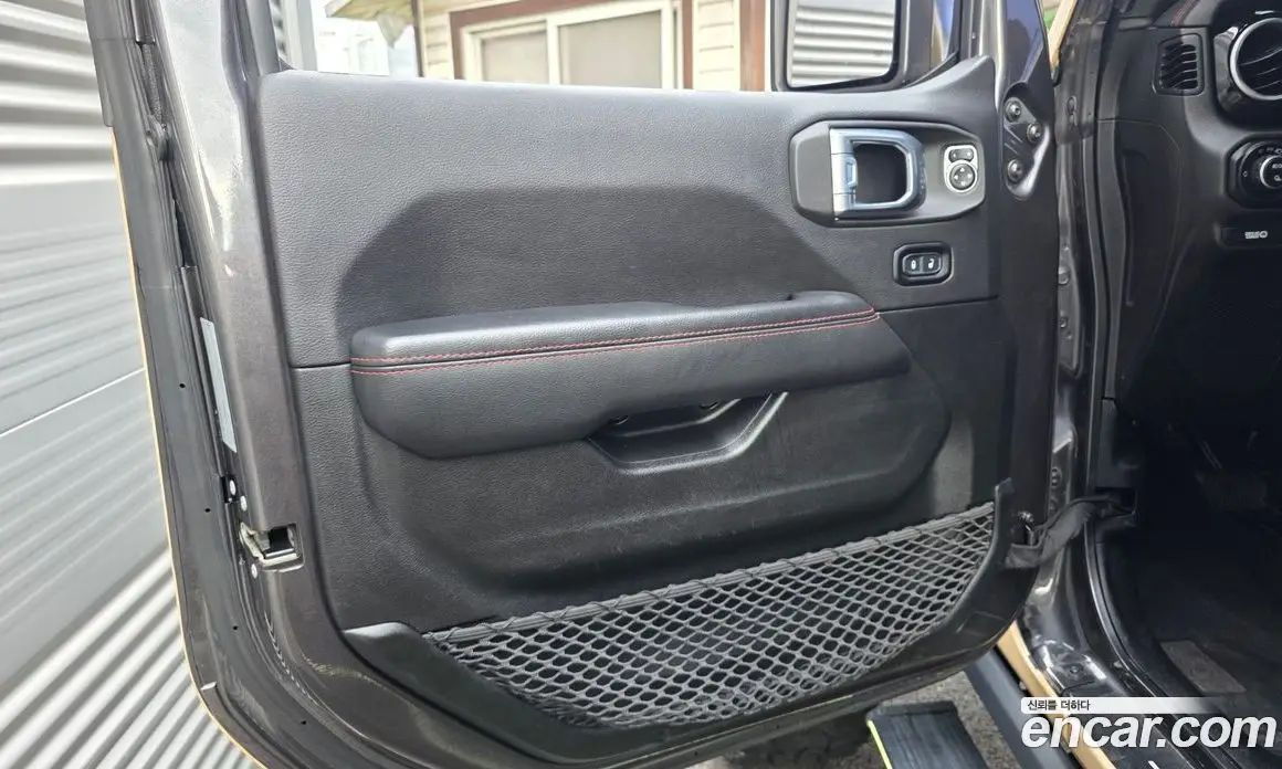 Jeep Gladiator 2021 3.6 автомат (гидро), фото 14
