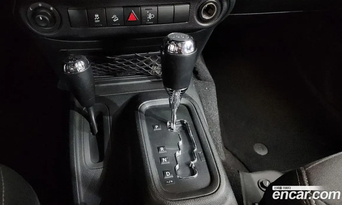 Jeep Wrangler 2016 3.6 автомат (гидро), фото 11 Jeep Wrangler 2016 3.6 автомат (гидро), фото 11