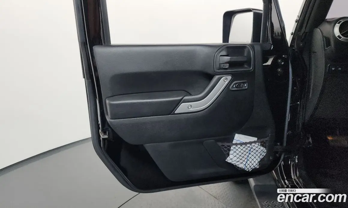 Jeep Wrangler 2016 3.6 автомат (гидро), фото 13 Jeep Wrangler 2016 3.6 автомат (гидро), фото 13