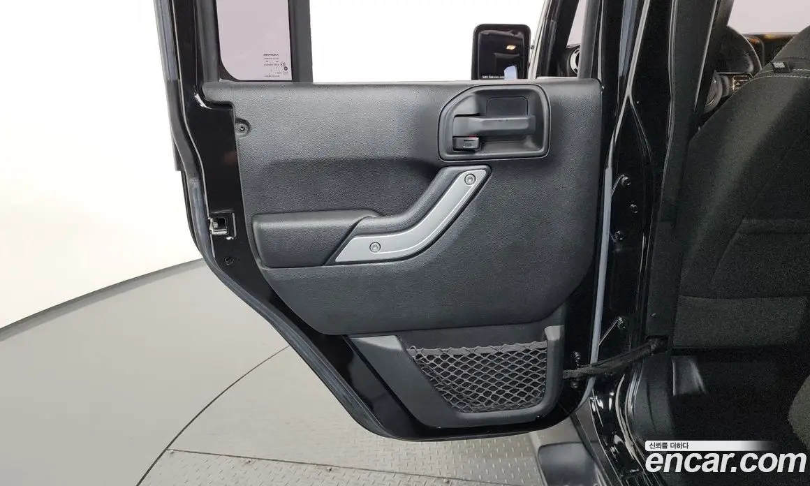 Jeep Wrangler 2016 3.6 автомат (гидро), фото 14 Jeep Wrangler 2016 3.6 автомат (гидро), фото 14