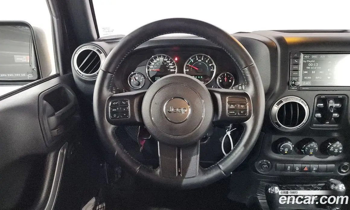 Jeep Wrangler 2016 3.6 автомат (гидро), фото 18 Jeep Wrangler 2016 3.6 автомат (гидро), фото 18