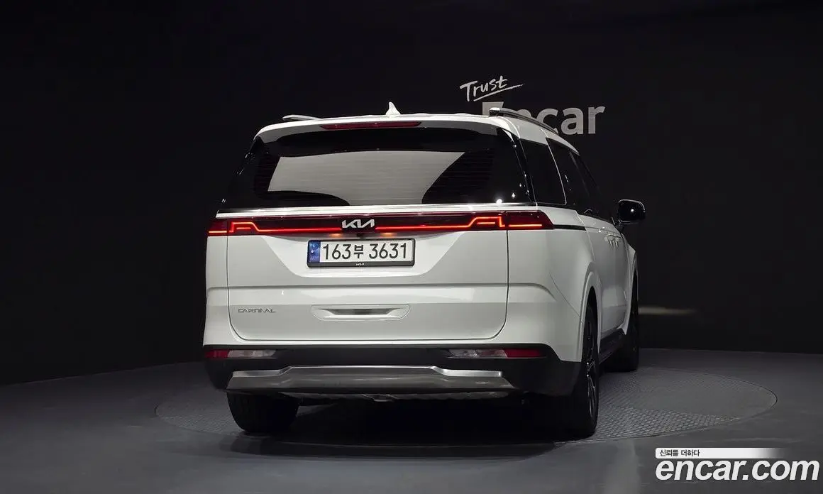 Kia Carnival 2023 3.5 автомат (гидро), фото 4