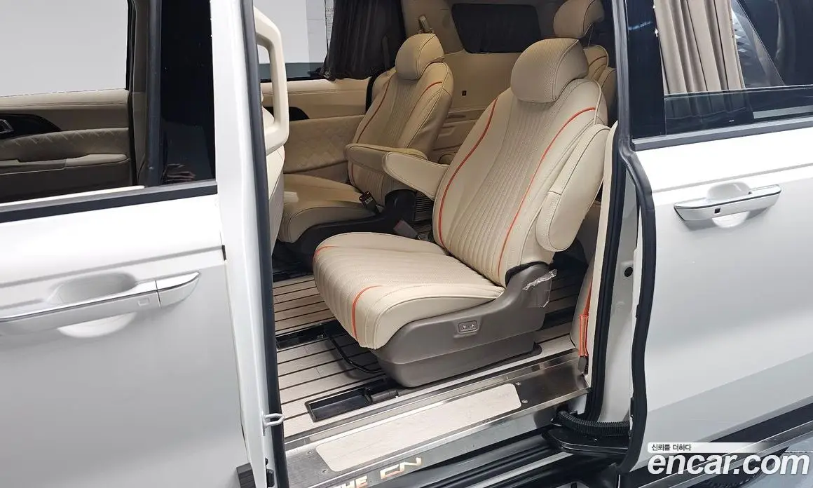Kia Carnival 2024 3.5 автомат (гидро), фото 15