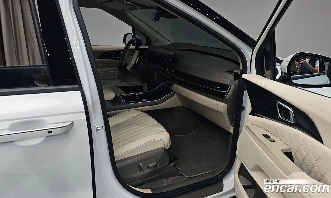 Kia Carnival 2024 3.5 автомат (гидро), фото 16