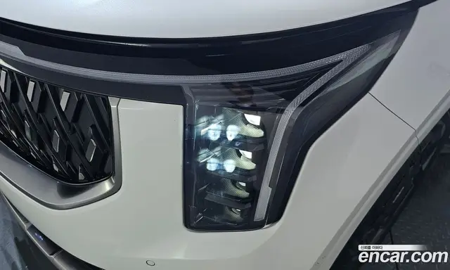 Kia Carnival 2024 3.5 автомат (гидро), миниатюра 7