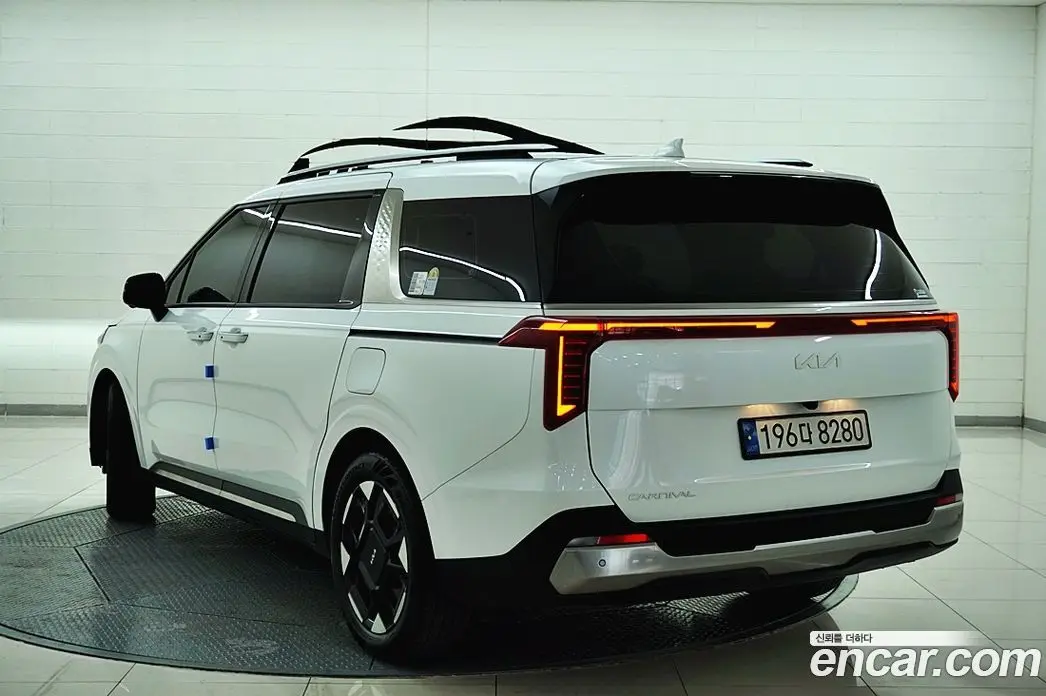 Kia Carnival 2024 2.2 автомат (гидро), фото 3