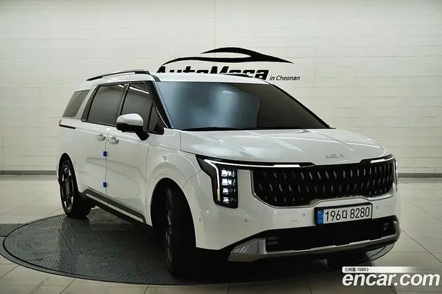 Kia Carnival 2024 2.2 автомат (гидро), миниатюра 4