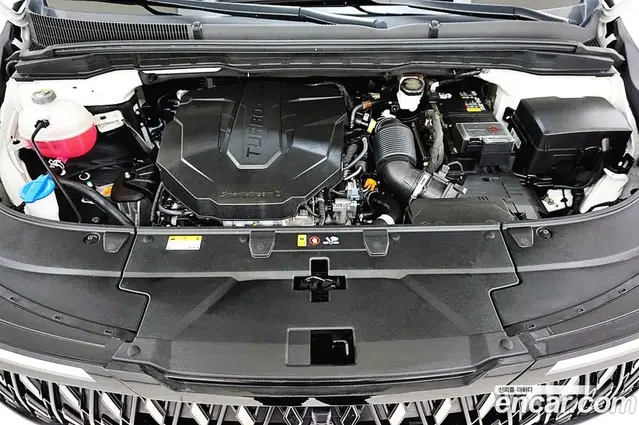 Kia Carnival 2024 2.2 автомат (гидро), миниатюра 8