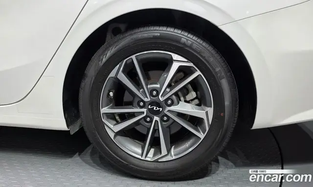 Kia K3 2022 1.6 автомат (гидро), миниатюра 7