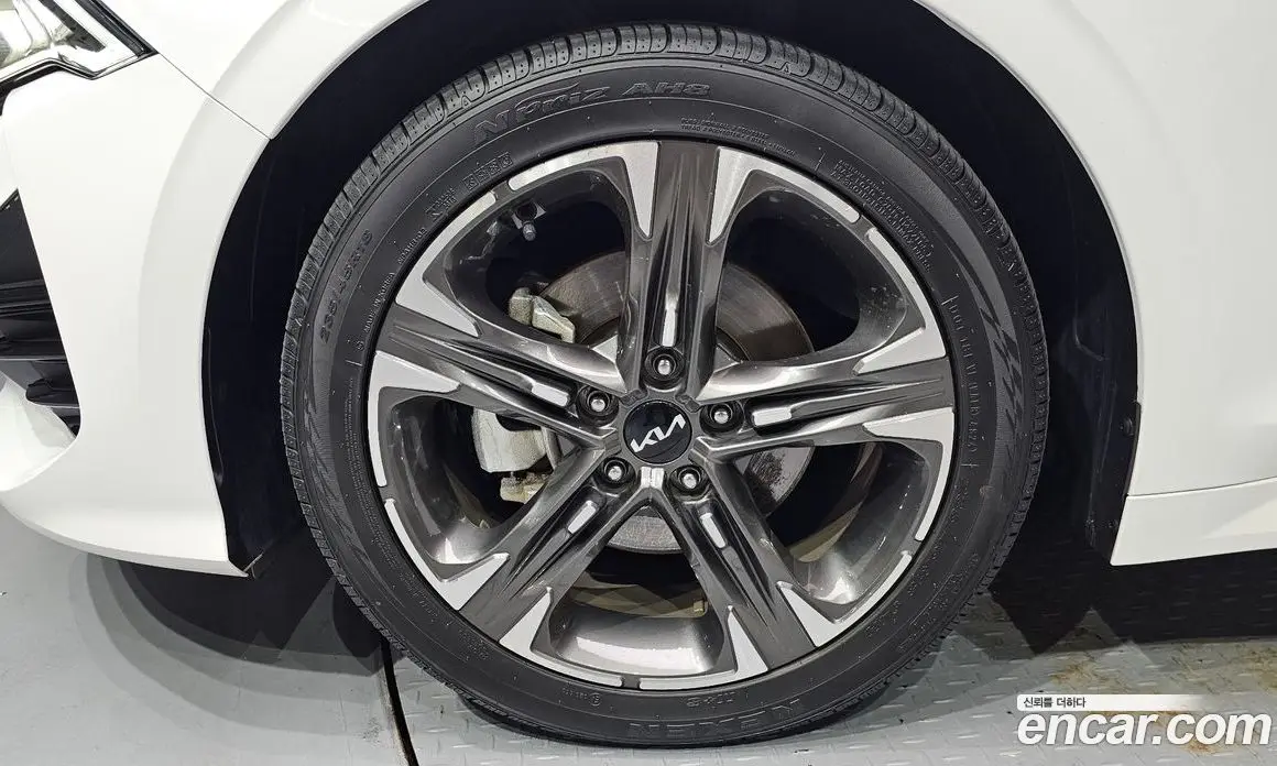Kia K5 (Optima) 2023 2.0 автомат (гидро), фото 5 Kia K5 (Optima) 2023 2.0 автомат (гидро), фото 5