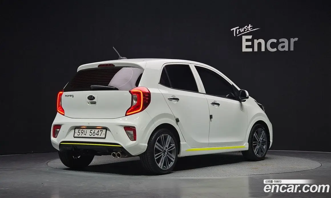 Kia Morning 2018 1.0 автомат (гидро), фото 1 Kia Morning 2018 1.0 автомат (гидро), фото 1