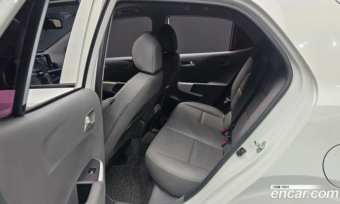 Kia Morning 2018 1.0 автомат (гидро), фото 17 Kia Morning 2018 1.0 автомат (гидро), фото 17