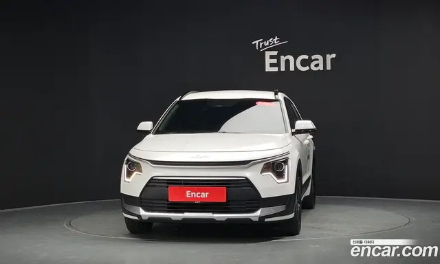 Kia Niro 2022 1.6 автомат (гидро), миниатюра 2