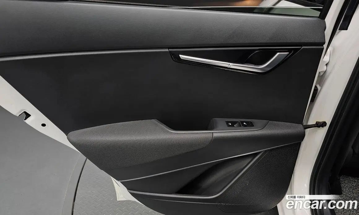Kia Niro 2022 1.6 автомат (гидро), фото 14