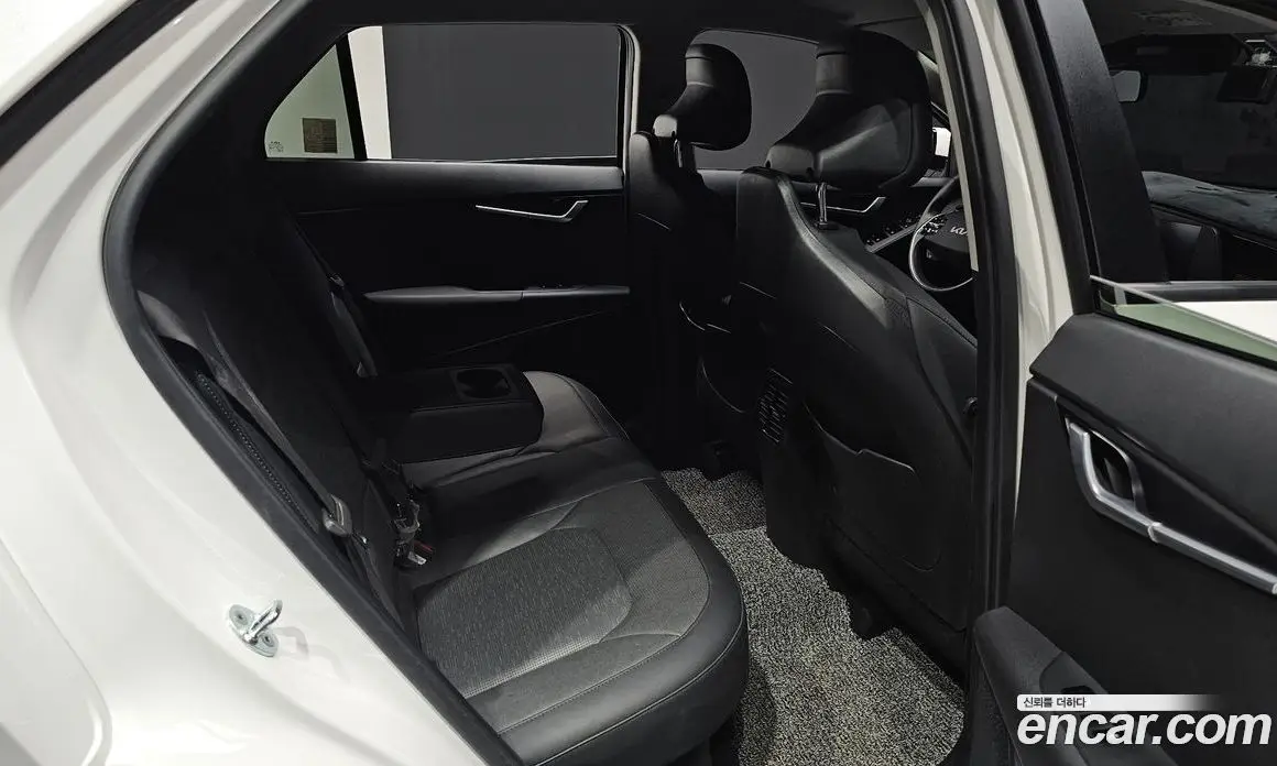 Kia Niro 2022 1.6 автомат (гидро), фото 15