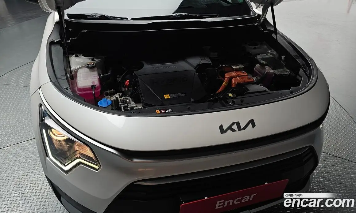 Kia Niro 2022 1.6 автомат (гидро), фото 5