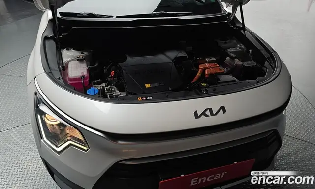 Kia Niro 2022 1.6 автомат (гидро), миниатюра 5