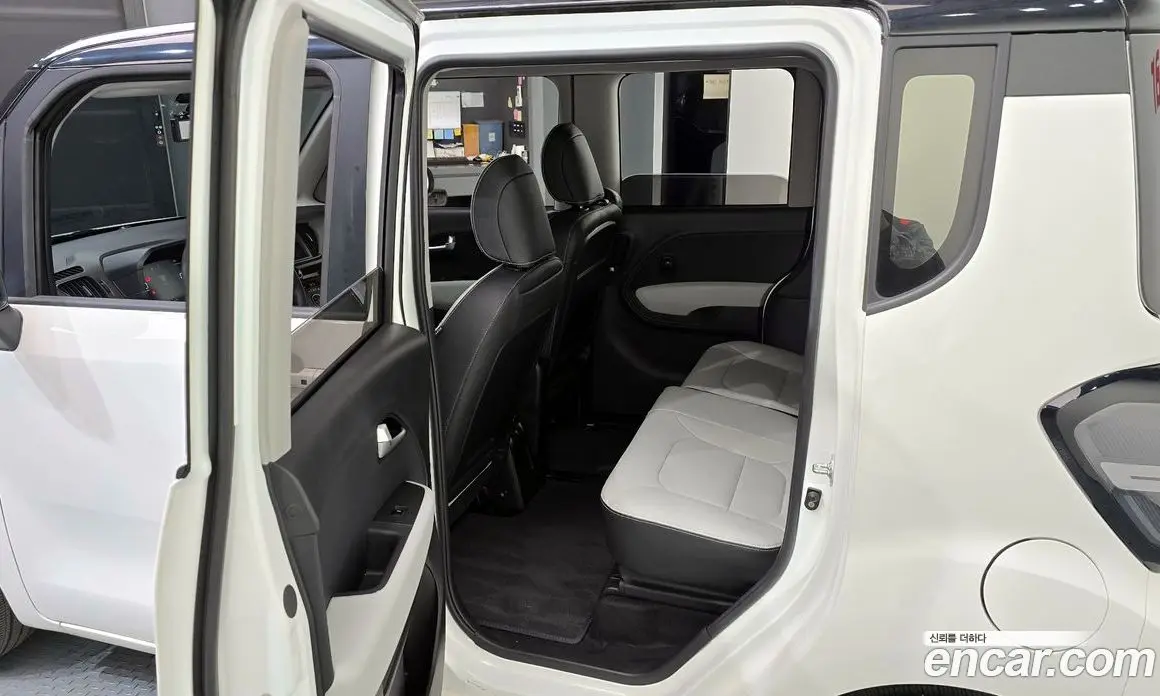 Kia Ray 2024 1.0 автомат (гидро), фото 17