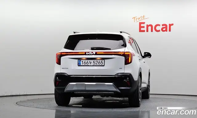 Kia Seltos 2024 1.6 автомат (гидро), миниатюра 3