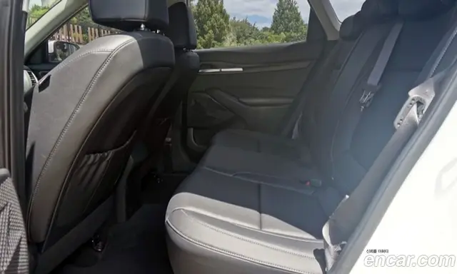 Kia Seltos 2025 2.0 автомат (гидро), миниатюра 10 Kia Seltos 2025 2.0 автомат (гидро), миниатюра 10