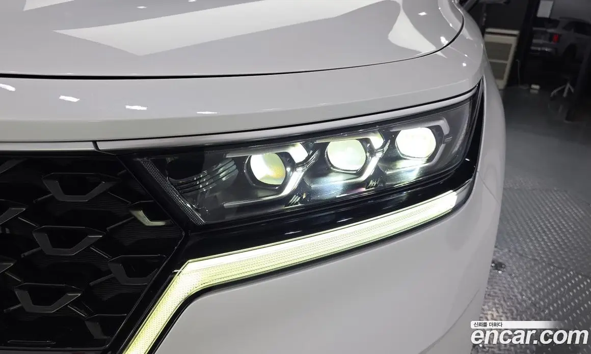 Kia Sorento 2023 2.5 автомат (гидро), фото 8 Kia Sorento 2023 2.5 автомат (гидро), фото 8