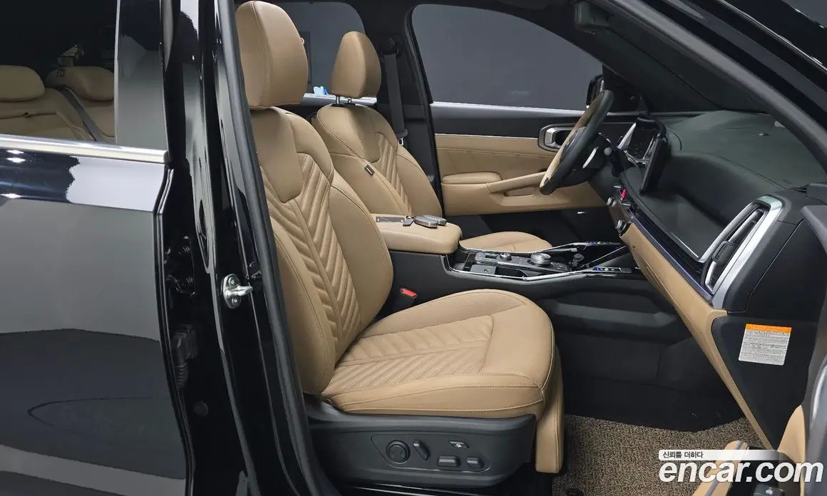 Kia Sorento 2024 1.6 автомат (гидро), фото 15