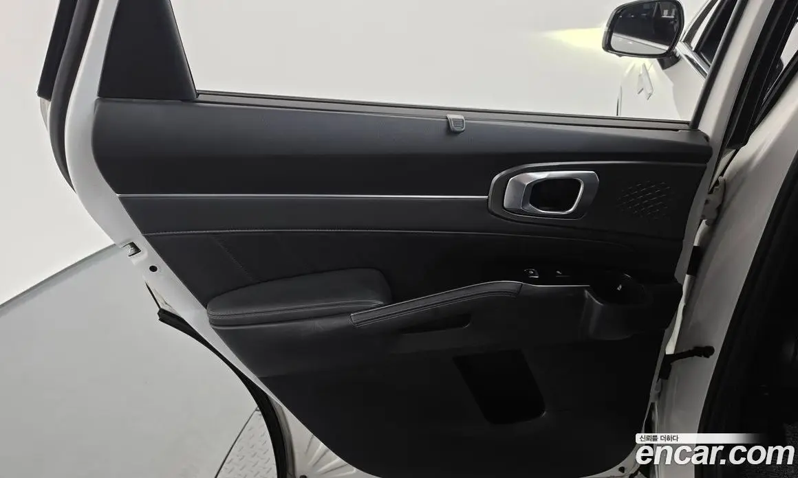 Kia Sorento 2025 2.5 автомат (гидро), фото 15 Kia Sorento 2025 2.5 автомат (гидро), фото 15