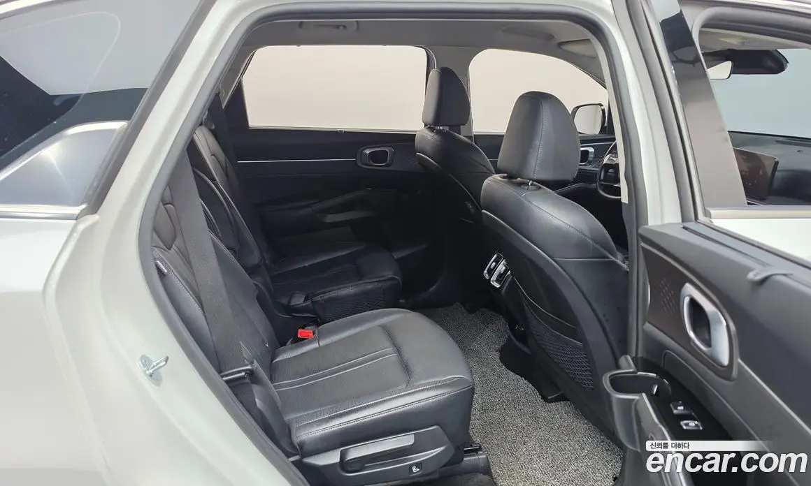 Kia Sorento 2025 2.5 автомат (гидро), фото 17 Kia Sorento 2025 2.5 автомат (гидро), фото 17