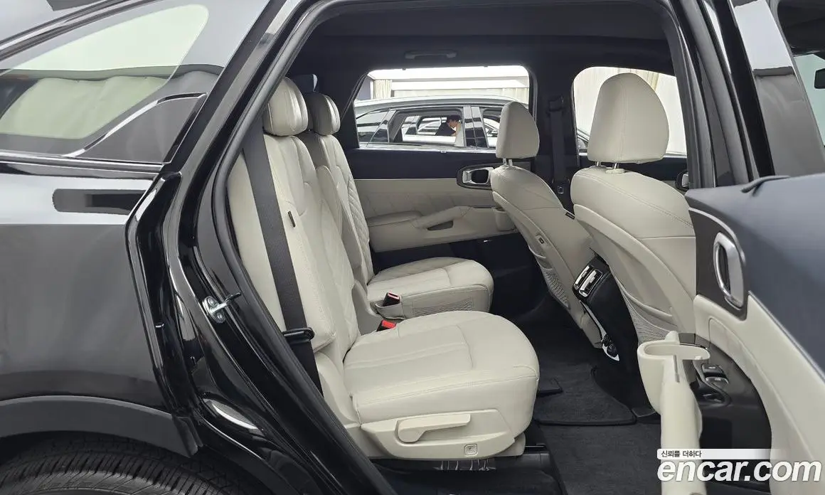 Kia Sorento 2025 1.6 автомат (гидро), фото 17 Kia Sorento 2025 1.6 автомат (гидро), фото 17