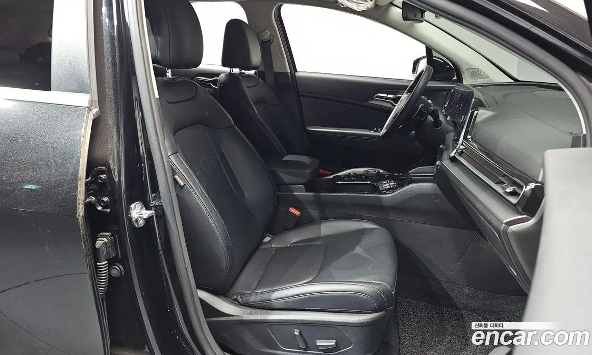 Kia Sportage 2023 1.6 автомат (гидро), фото 16