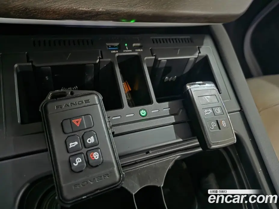 Land Rover Defender 2020 2.0 автомат (гидро), фото 14