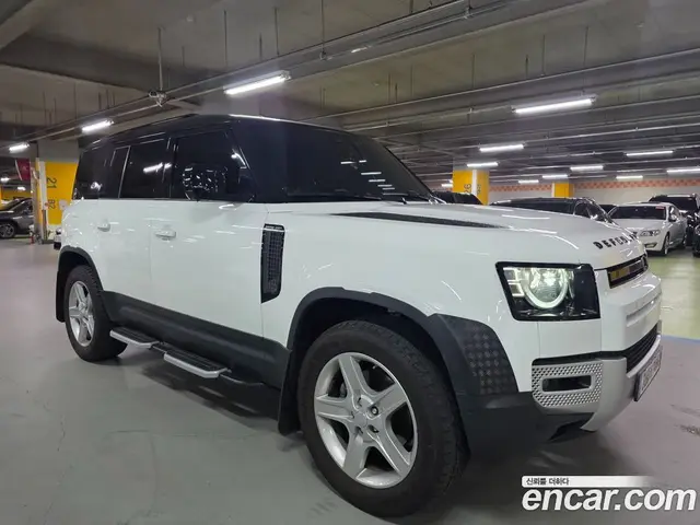 Land Rover Defender 2020 2.0 автомат (гидро), миниатюра 3