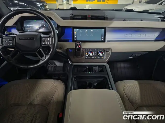 Land Rover Defender 2020 2.0 автомат (гидро), миниатюра 7
