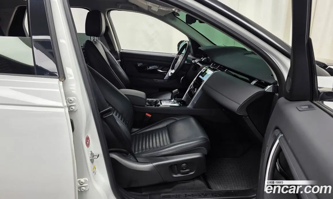 Land Rover Discovery Sport 2020 2.0 автомат (гидро), фото 17