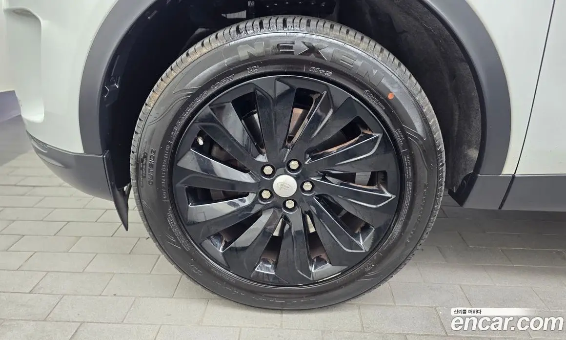 Land Rover Discovery Sport 2020 2.0 автомат (гидро), фото 5
