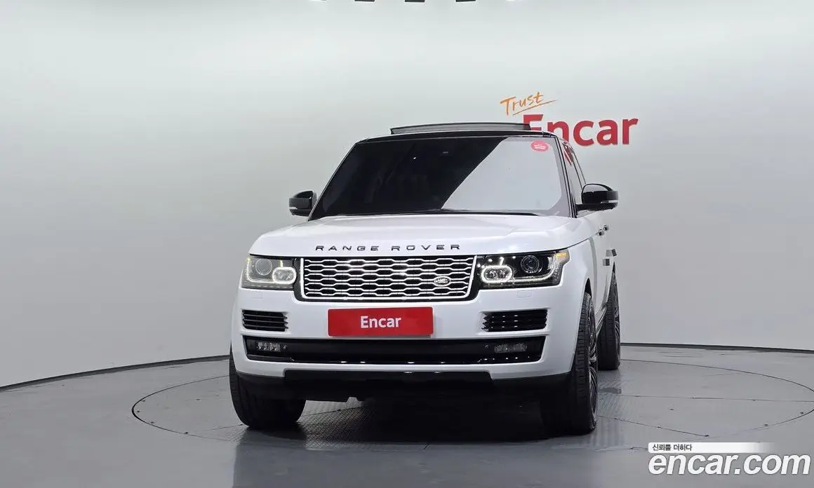Land Rover Range Rover 2013 4.4 автомат (гидро), фото 3 Land Rover Range Rover 2013 4.4 автомат (гидро), фото 3