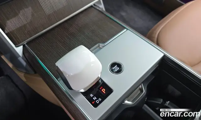 Land Rover Range Rover 2024 3.0 автомат (гидро), миниатюра 12