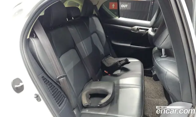 Lexus CT200h 2017 1.8 автомат (гидро), миниатюра 11