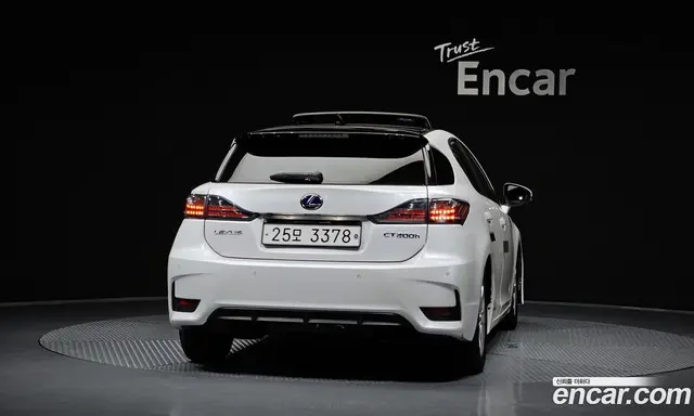 Lexus CT200h 2017 1.8 автомат (гидро), миниатюра 4