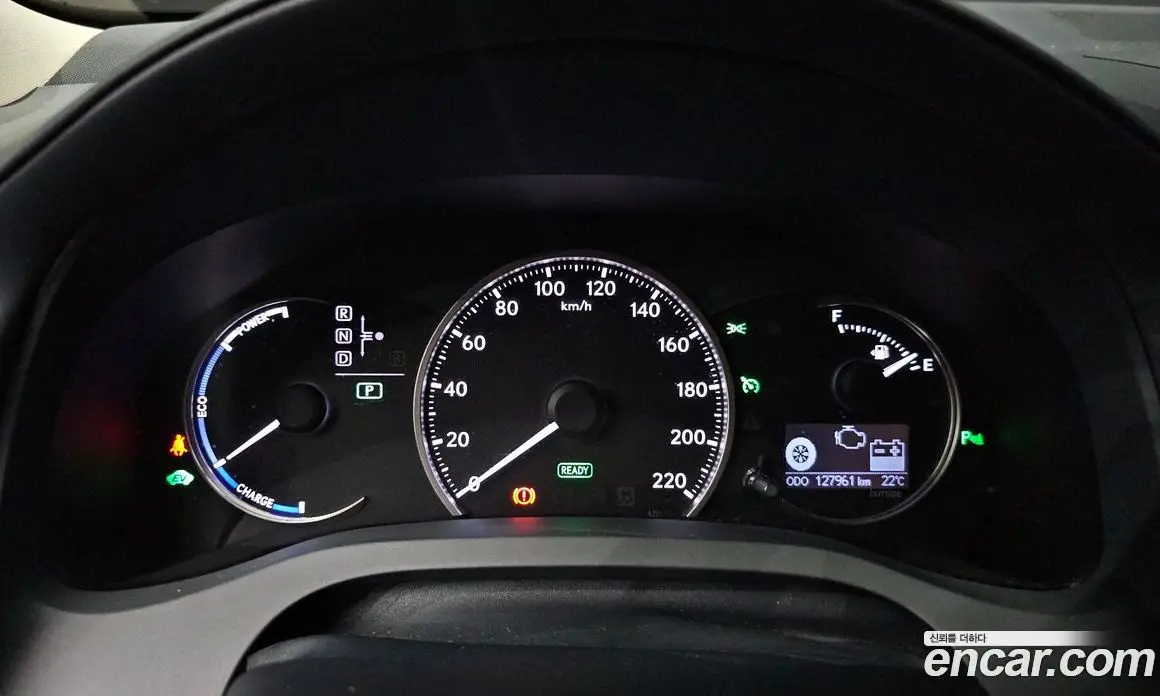 Lexus CT200h 2017 1.8 автомат (гидро), фото 8