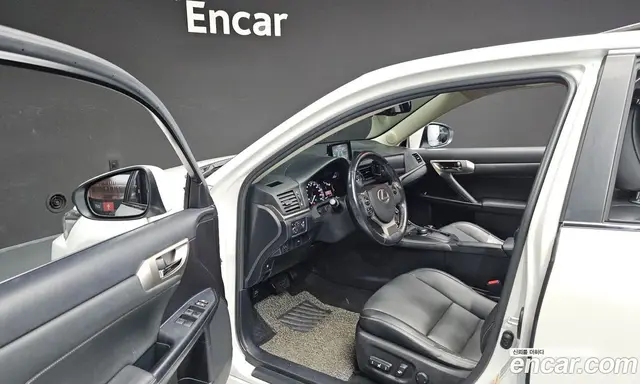 Lexus CT200h 2017 1.8 автомат (гидро), миниатюра 10