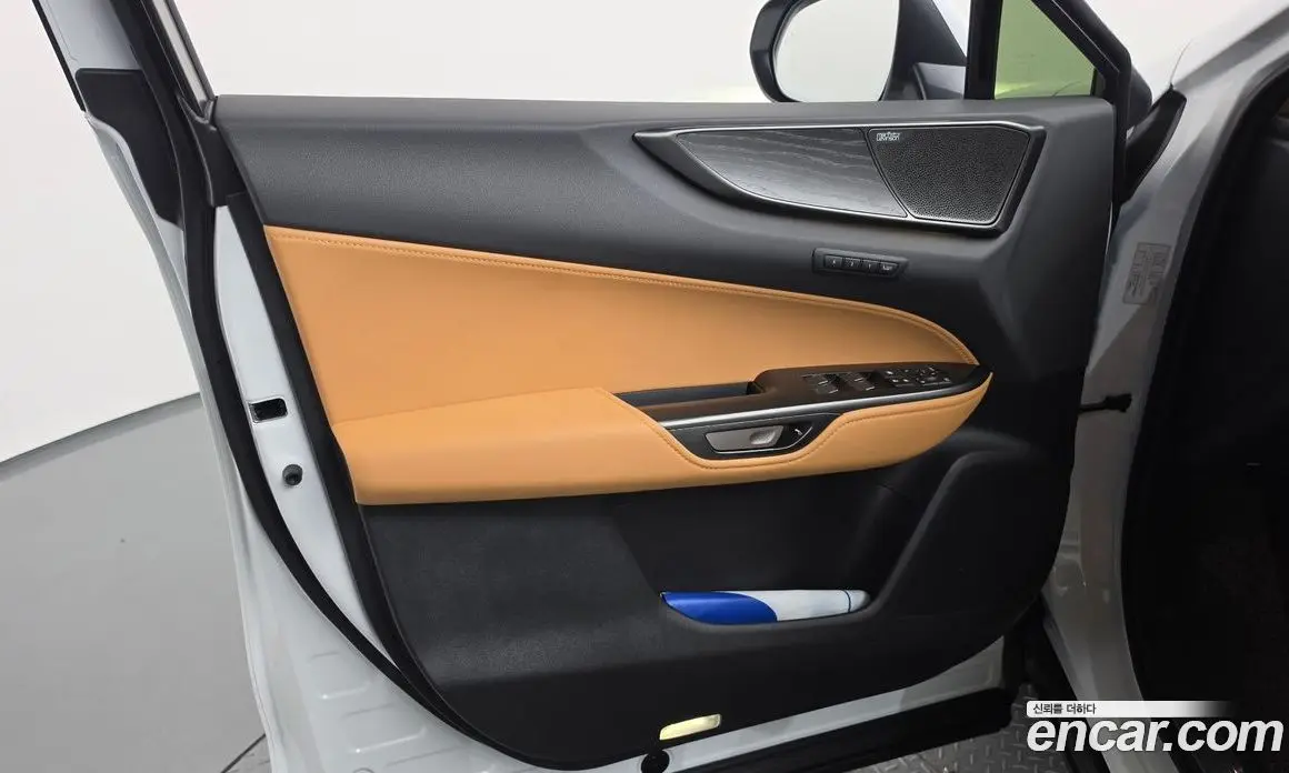Lexus NX 2026 2.5 автомат (гидро), фото 14 Lexus NX 2026 2.5 автомат (гидро), фото 14
