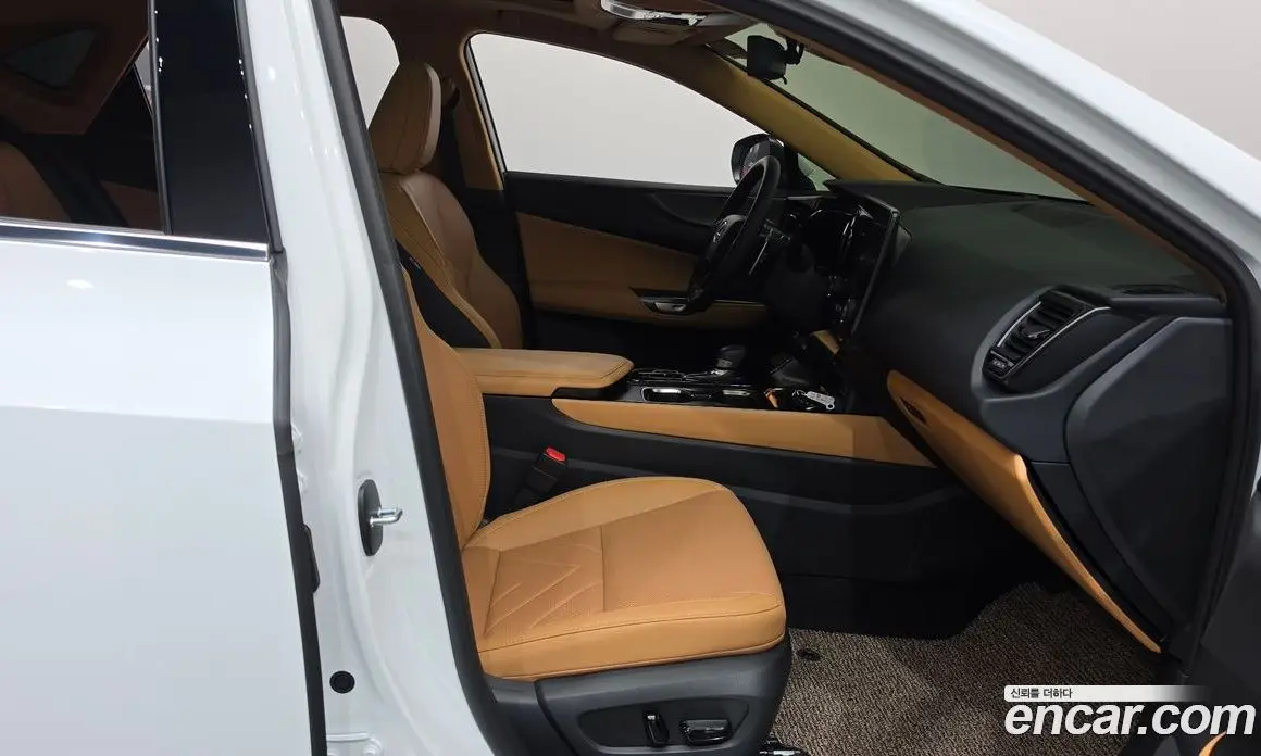 Lexus NX 2026 2.5 автомат (гидро), фото 16 Lexus NX 2026 2.5 автомат (гидро), фото 16
