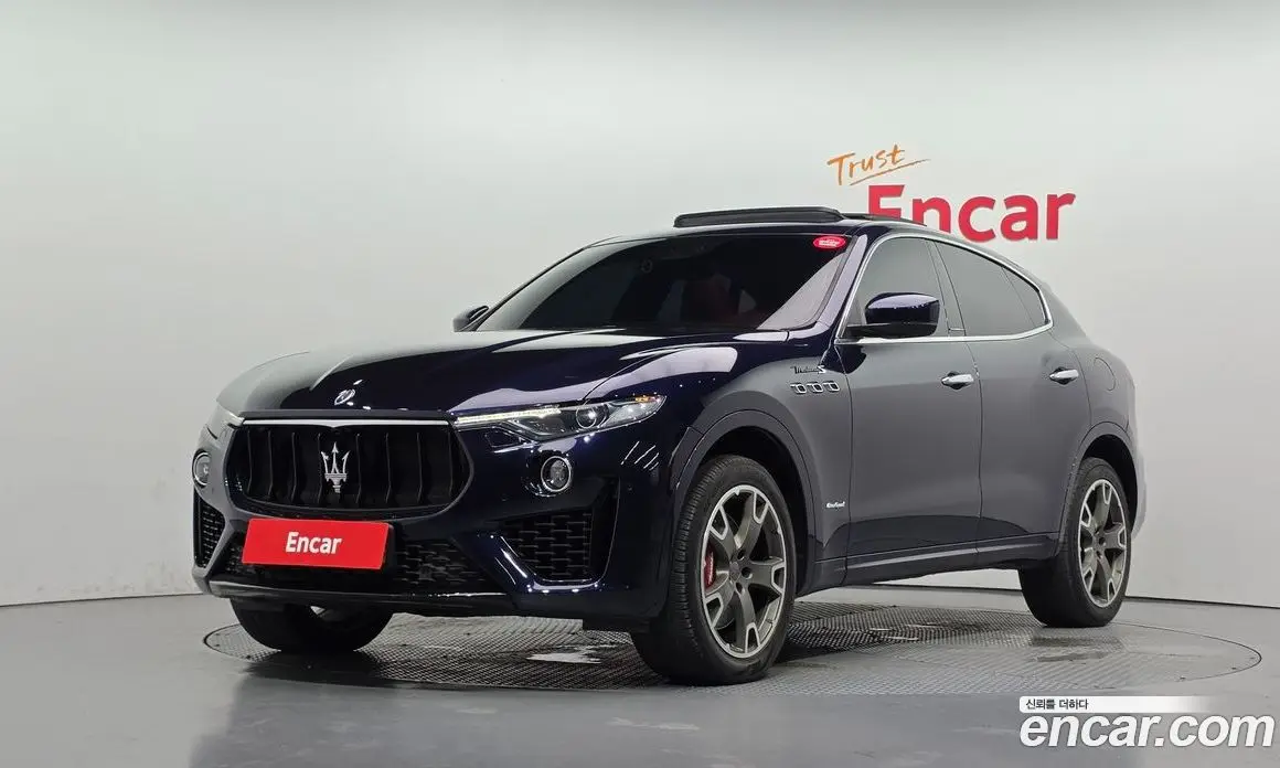 Maserati Levante 2019 3.0 автомат (гидро), фото 1 Maserati Levante 2019 3.0 автомат (гидро), фото 1