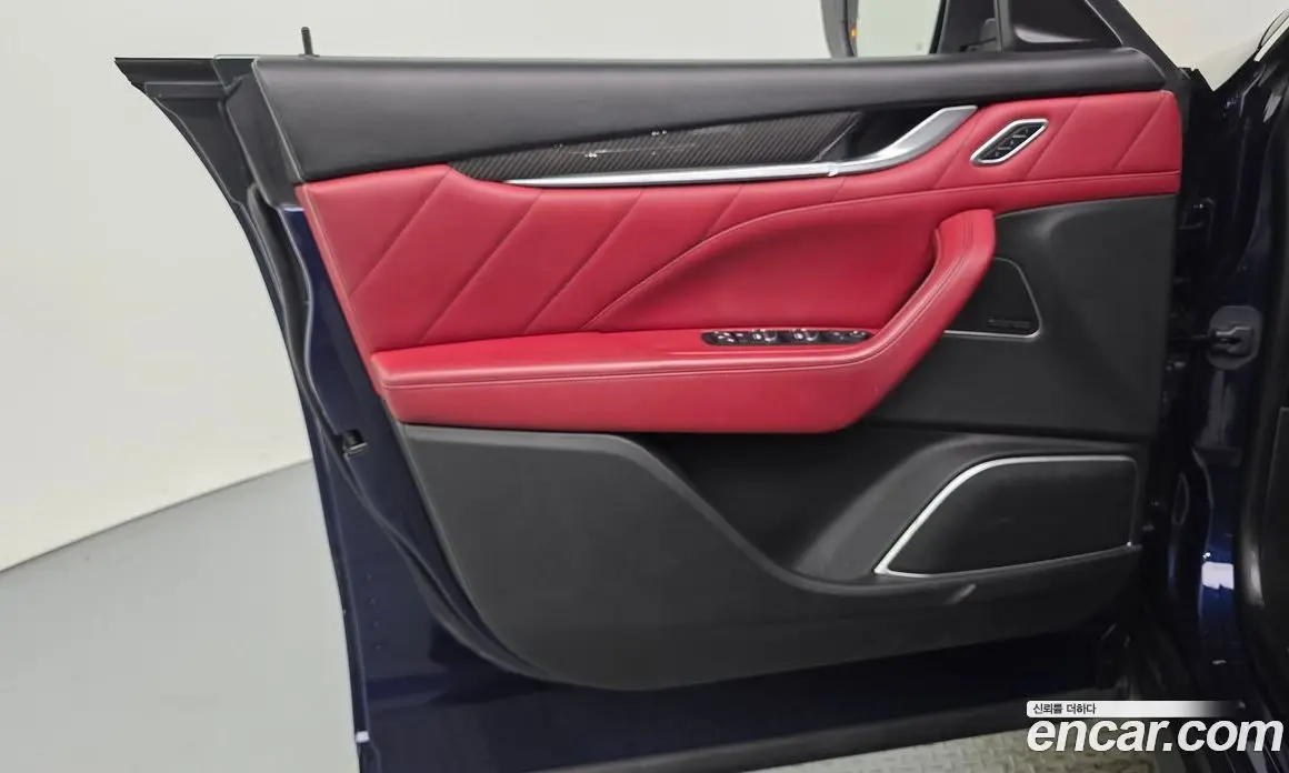 Maserati Levante 2019 3.0 автомат (гидро), фото 14 Maserati Levante 2019 3.0 автомат (гидро), фото 14